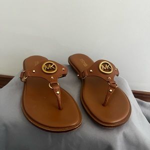 Michael Kora Size 6 Tan Sandals